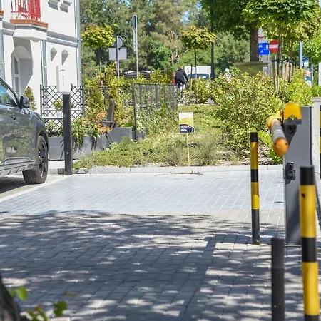 Bryza-wisus- Parking & Sauna & Silownia Swinemünde